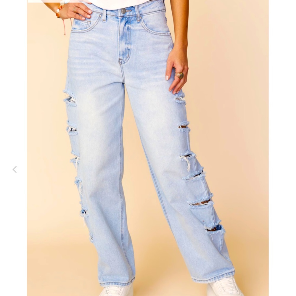Destin Distressed Side Straight Jeans
